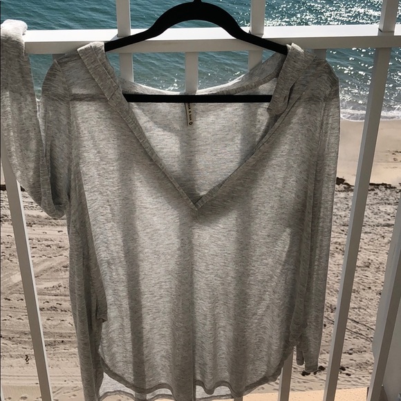 Emma & Sam Tops - Light weight  grey L/S Hoodie